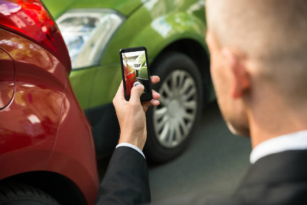 Our Peoria car accident attorneys report on the perils of using social media to discuss your car accident.