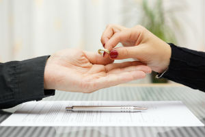 Our Phoenix divorce lawyers discuss “Gray Divorce” and its many added complications.