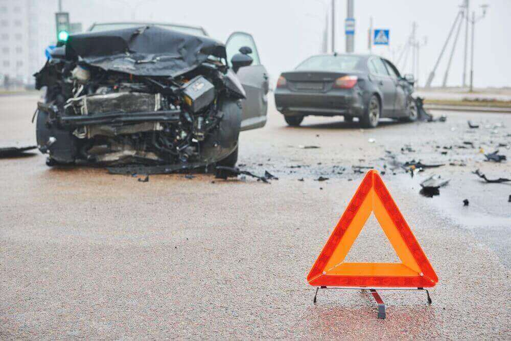 Car accidents happening in the dangerous intersection at Scottsdale, AZ.